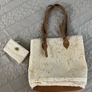 Myra medium sized handbag with matching wallet